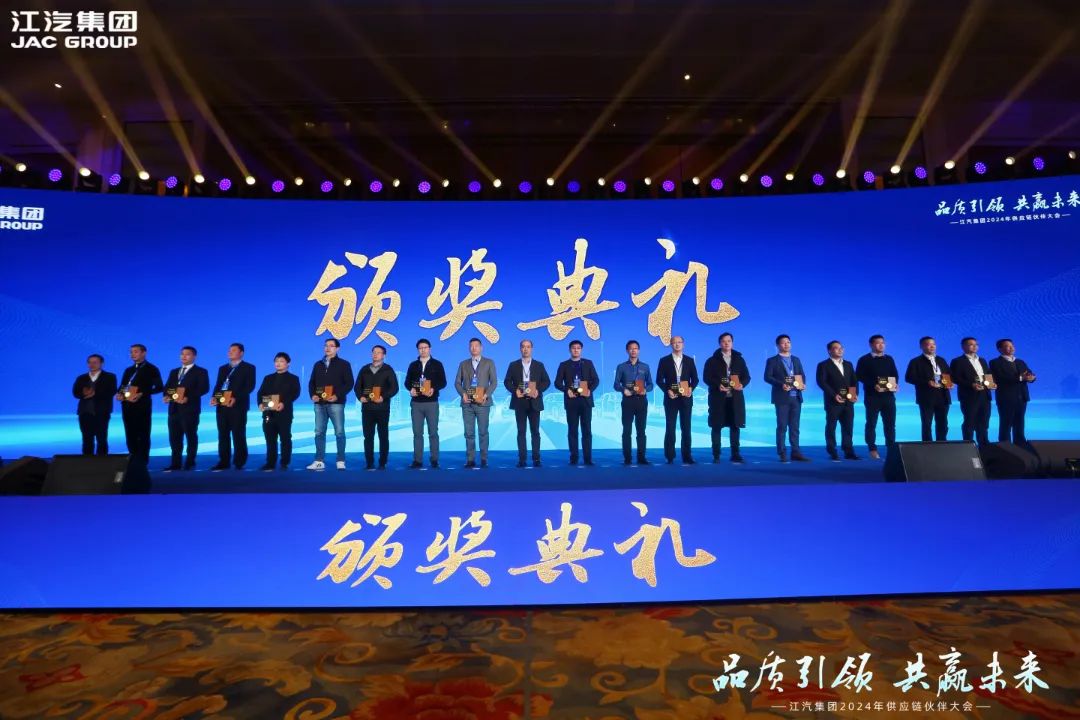 Cmp(冠军)官网 - 西甲希洪竞技主赞助商